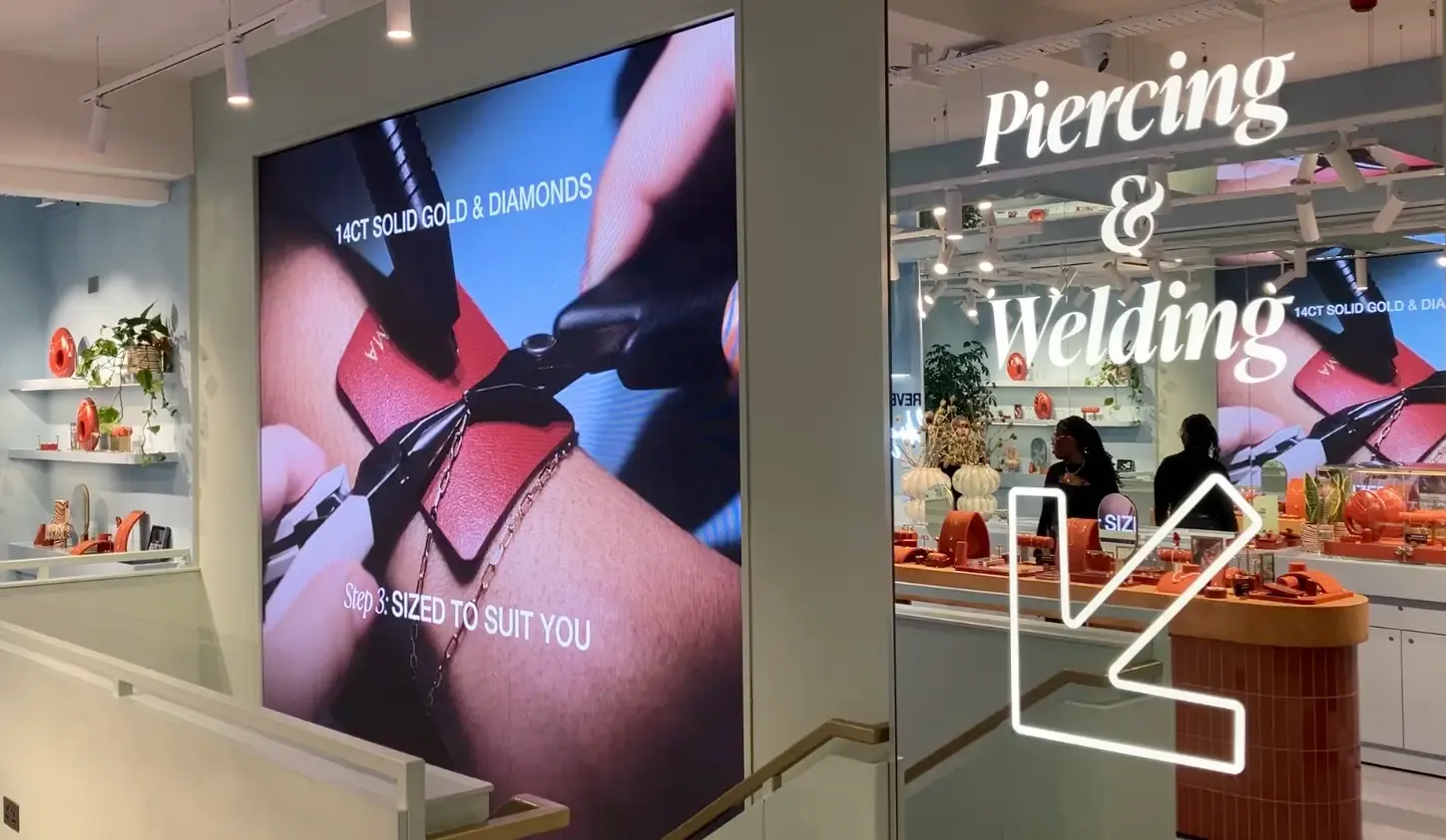 missoma led digital signage